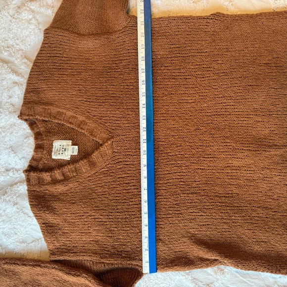 Billabong Warm Brown Knit Sweater Size Small.  B9 - Picture 8 of 8